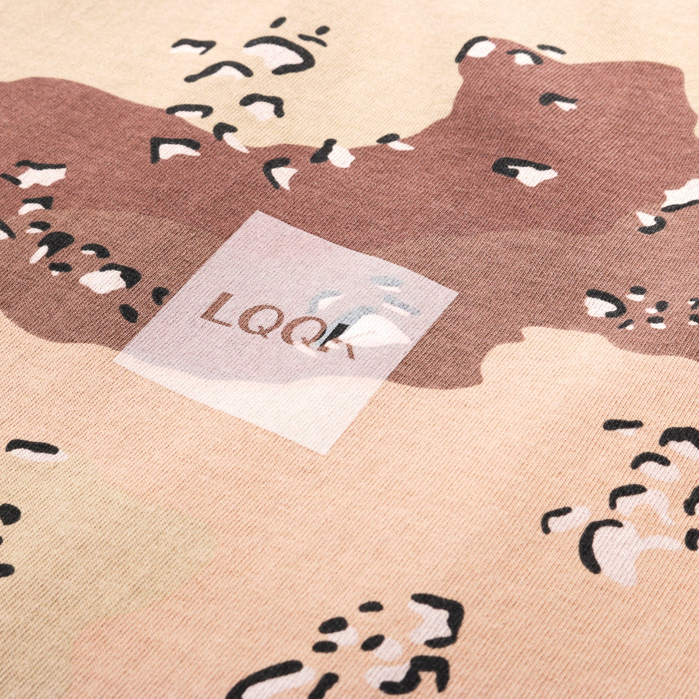 LQQK STUDIO LOGO TEE CHIP CAMO