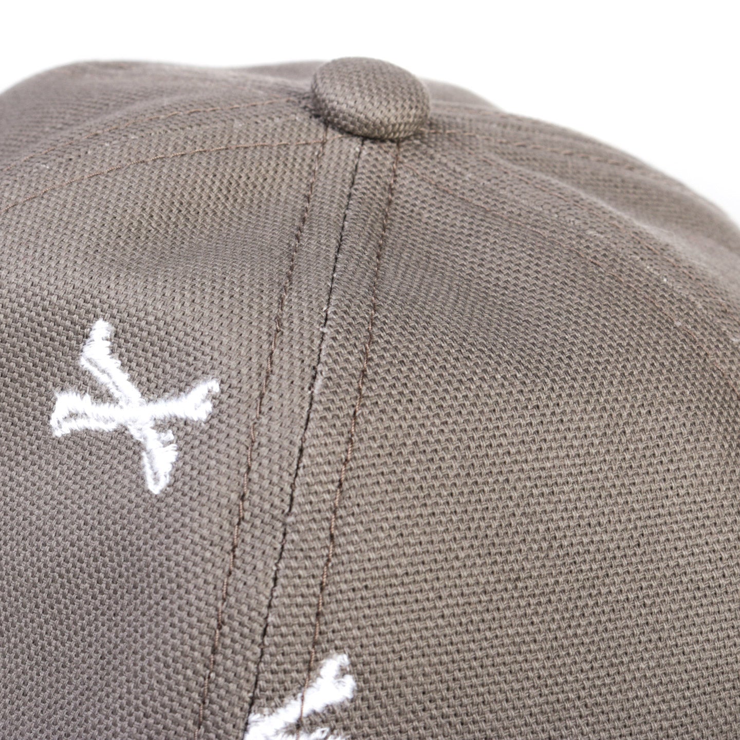 WTAPS BALL 01 HAT GREIGE EMB CROSSBONES