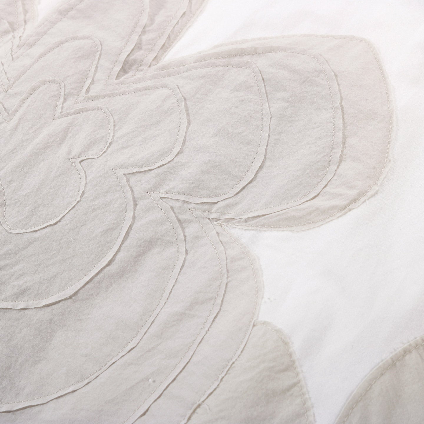 XENIA TELUNTS PLANT SHIRT WHITE